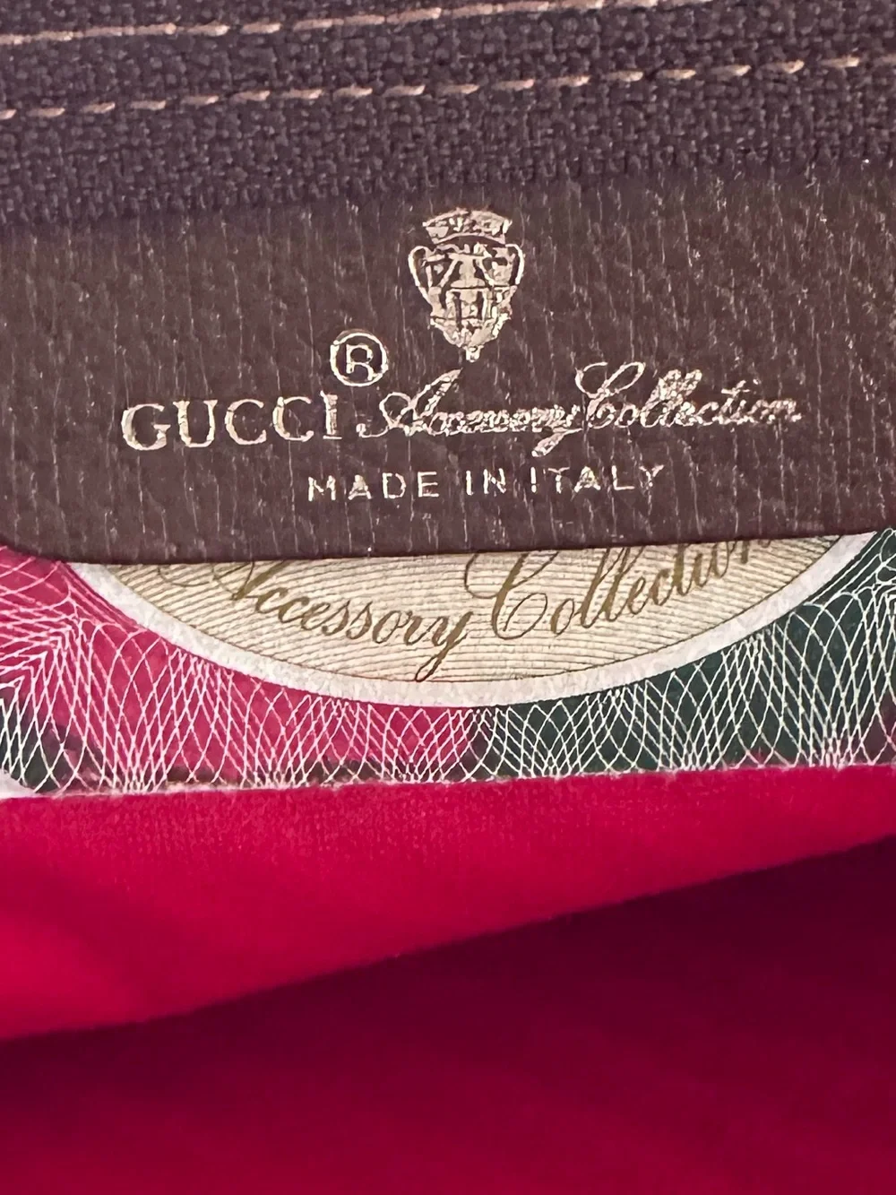 Gucci Vintage Like New Red & Green Stripe Toiletries / Attaché / Travel Bag.
